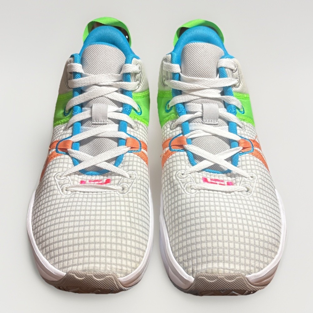 Nike LeBron Witness 7 Grey Green Blue Pink Court Shoes DM1123-003 Men Sz 12 NEW